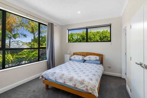 Photo of property in 24 Flavell Drive, Orewa, 0931