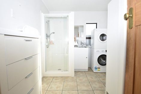 Photo of property in 17 Wakelin Street, Carterton, 5713