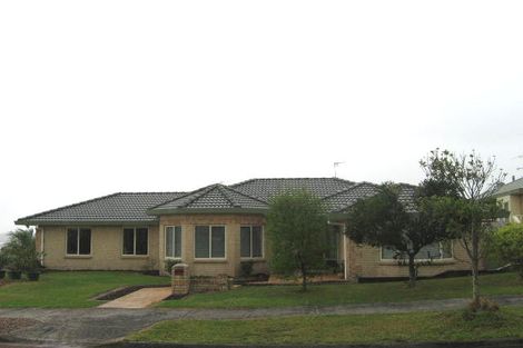 Photo of property in 2 San Fernando Way, Henderson, Auckland, 0612