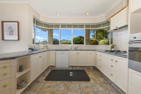 Photo of property in 1 Sterling Gate Drive, Bethlehem, Tauranga, 3110