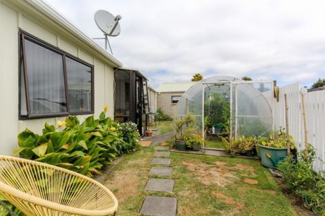 Photo of property in 1 Rangiora Place, Inglewood, 4330
