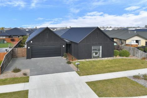 Photo of property in 46 Huntingdon Drive, Rangiora, 7400