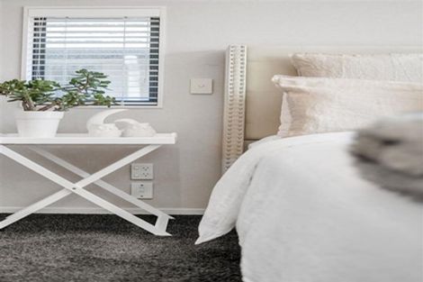Photo of property in 14 Heidi Crescent, Flat Bush, Auckland, 2016