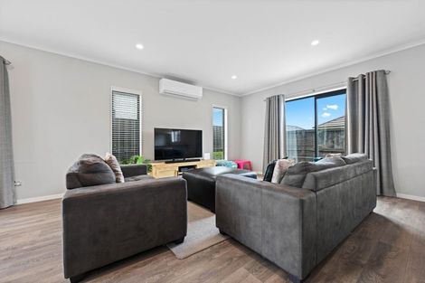 Photo of property in 10/15u Onukutara Place, Huntington, Hamilton, 3281