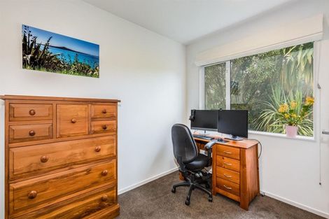 Photo of property in 42d James Cook Drive, Whitby, Porirua, 5024