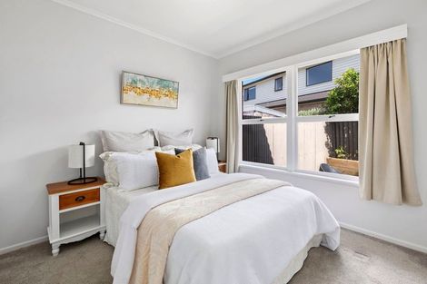 Photo of property in 4/13a Evelyn Place, Hillcrest, Auckland, 0627