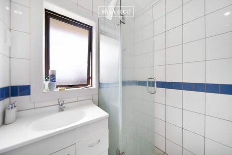 Photo of property in 3 Hallberry Road, Mangere East, Auckland, 2024