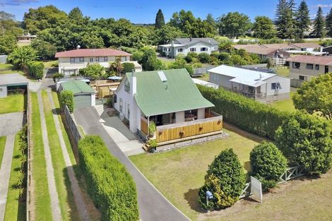 Photo of property in 46 Lee Street, Te Puke, 3119