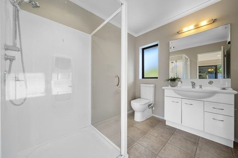 Photo of property in 62 Lough Bourne Drive, Pukekohe, 2120