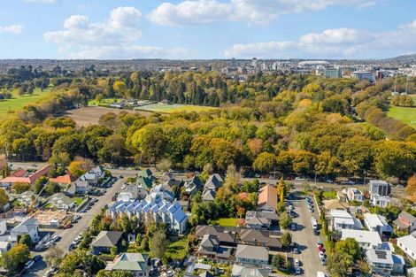 Photo of property in 8a Freyberg Avenue, Riccarton, Christchurch, 8011