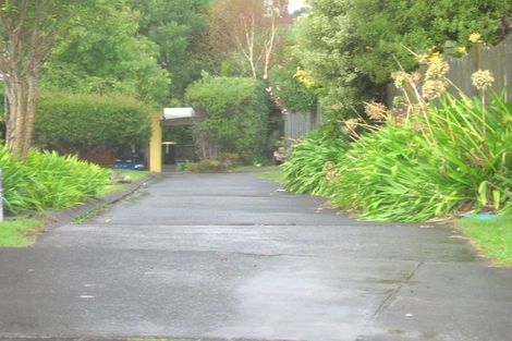 Photo of property in 1/34 Curacao Place, Half Moon Bay, Auckland, 2012