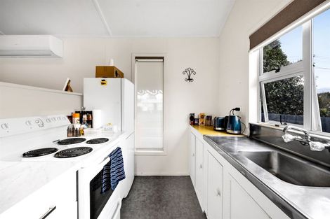 Photo of property in 45 Iredale Road, Hawera, 4610