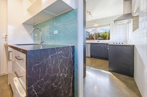 Photo of property in 48 Spriggs Crescent, Greenmeadows, Napier, 4112