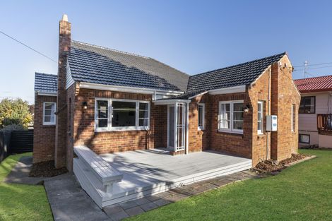 Photo of property in 1/62 Hillcrest Road, Papatoetoe, Auckland, 2025