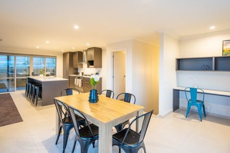 Photo of property in 7 Caterer Lane, Paraparaumu, 5032