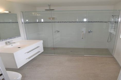 Photo of property in 36 Davaar Crescent, Broomfield, Christchurch, 8042