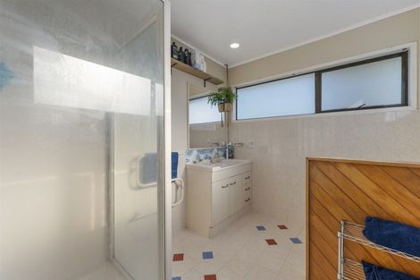 Photo of property in 17 Cypress Crescent, Pukete, Hamilton, 3200