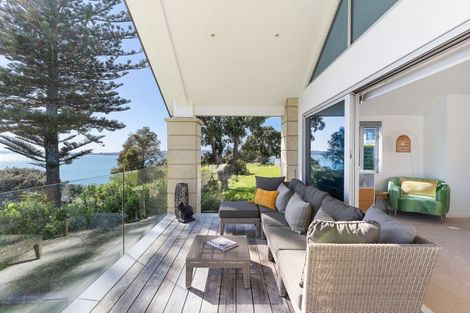 Photo of property in 40 Oceania Place, Mellons Bay, Auckland, 2014