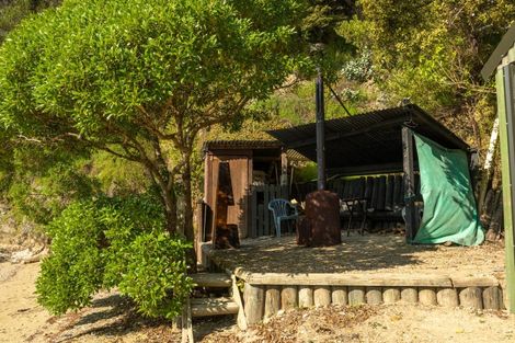 Photo of property in 79-113 Port Underwood Road, Waikawa, Picton, 7281