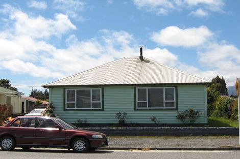 Photo of property in 175 Derby Street, Westport, 7825