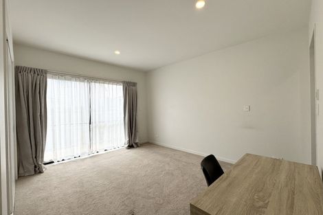 Photo of property in 36 Greenfinch Road, Hobsonville, Auckland, 0616