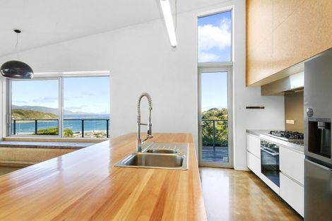 Photo of property in 13 Bella Vista, Melrose, Wellington, 6023