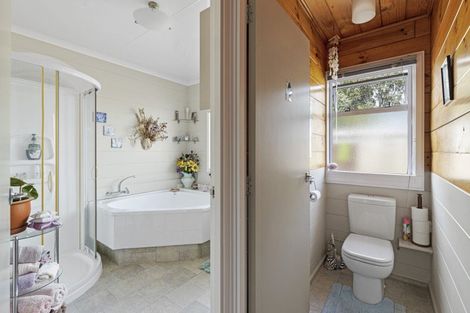 Photo of property in 184 Tukapa Street, Westown, New Plymouth, 4310