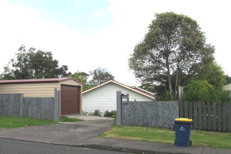 Photo of property in 121 Kemp Road, Massey, Auckland, 0614