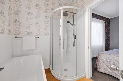 Photo of property in 4 Victoria Street, Kaponga, Hawera, 4679