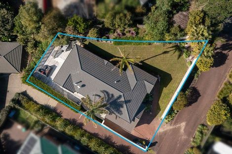 Photo of property in 7 Bushglen Court, Browns Bay, Auckland, 0630