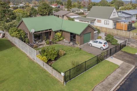 Photo of property in 1 Nicholas Avenue, Whitianga, 3510