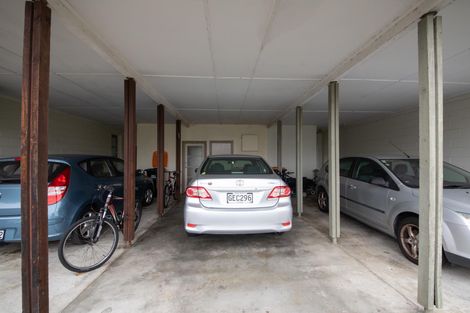 Photo of property in 8 Bradford Place, Awapuni, Palmerston North, 4412