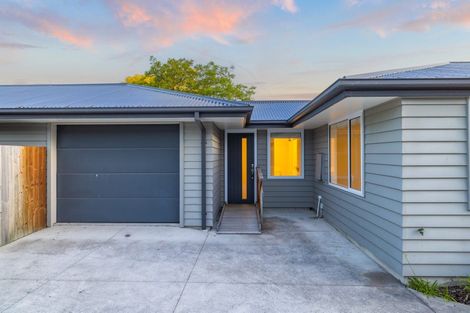 Photo of property in 12 Searells Road, Strowan, Christchurch, 8052