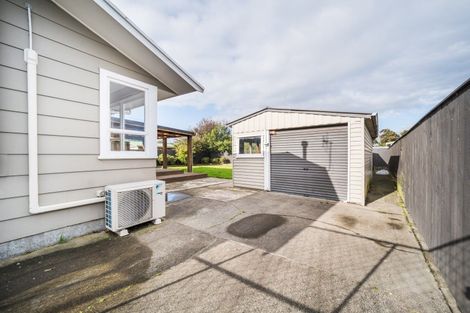Photo of property in 20 Rhodes Drive, Kelvin Grove, Palmerston North, 4414