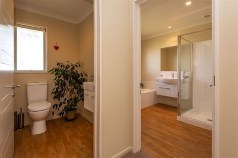 Photo of property in 48 Brockelbank Drive, Kaiapoi, 7630