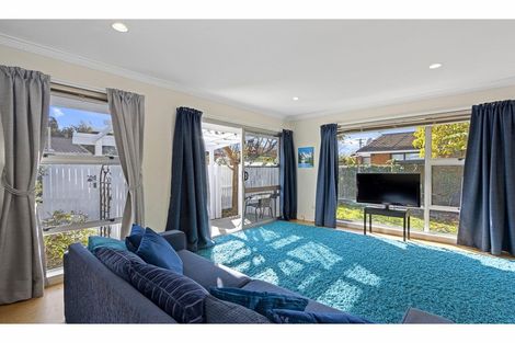 Photo of property in 2/50 Selwyn Street, Somerfield, Christchurch, 8024