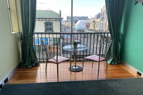 Photo of property in Qba Apartments, 1h/51 Webb Street, Mount Cook, Wellington, 6011