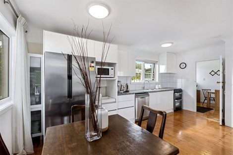 Photo of property in 20 Mcphail Street, Birkdale, Auckland, 0626