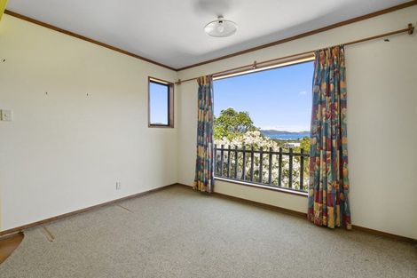 Photo of property in 50 Viewmont Drive, Harbour View, Lower Hutt, 5010