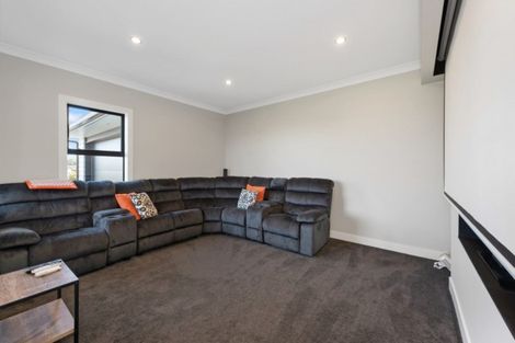 Photo of property in 16 Rigg Place, Flagstaff, Hamilton, 3210