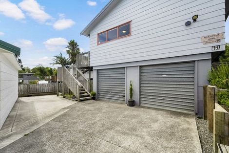 Photo of property in 39a Pohutukawa Avenue, Red Beach, 0932