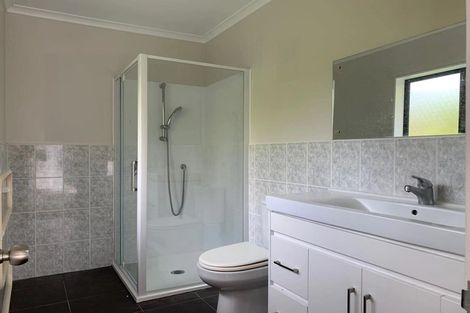 Photo of property in 1 San Carlo Court, Henderson, Auckland, 0612