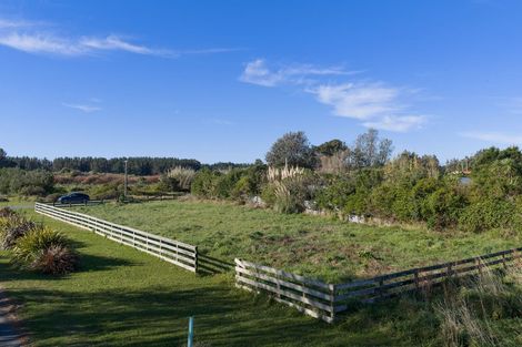 Photo of property in 20 Hokio Road, Hokio Beach, Levin, 5571
