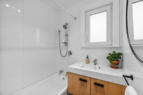 Photo of property in 6 Westcott Street, Dallington, Christchurch, 8061