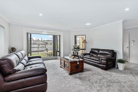Photo of property in 13 Coleraine Place, East Tamaki, Auckland, 2016