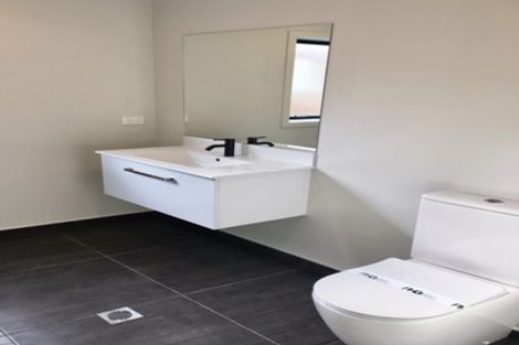 Photo of property in 5 Ian Morrison Road, Hobsonville, Auckland, 0616