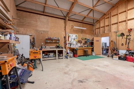 Photo of property in 135b Hutchinson Road, Helensville, 0875