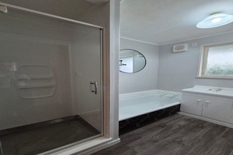 Photo of property in 21-a Kairanga Crescent, Wainuiomata, Lower Hutt, 5014