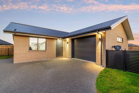 Photo of property in 30 Herridge Street, Woodend, 7691