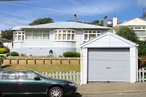 Photo of property in 55 Severn Street, Island Bay, Wellington, 6023